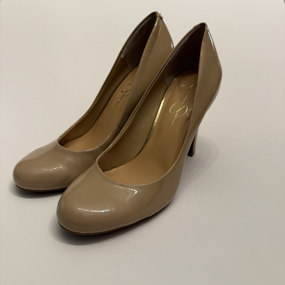 Jessica Simpson 8.5 B Nude Patent‎ Oval Toe Pump 4" Women Elegant Sexy See Pics